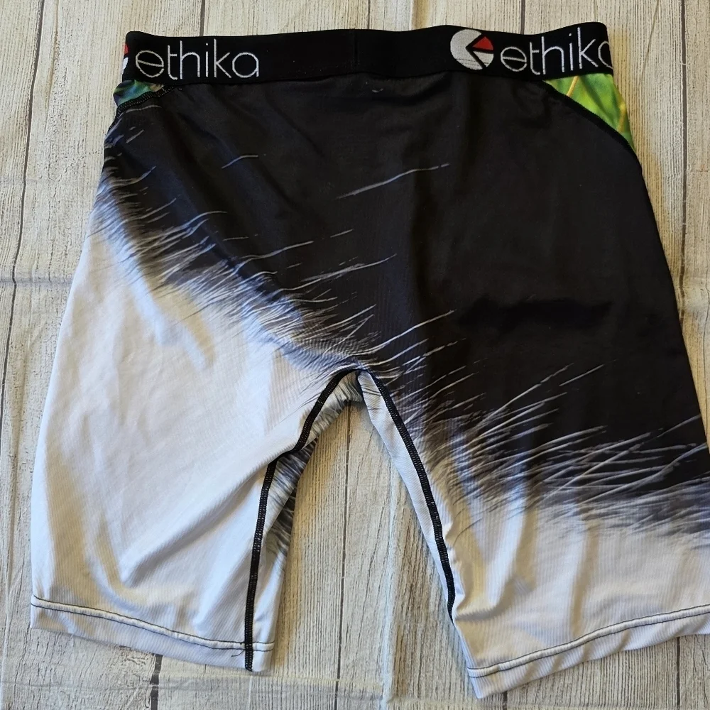 Ethika Men's Size Medium Boxer Brief Panda Bear 8 Inch Active Athletic
